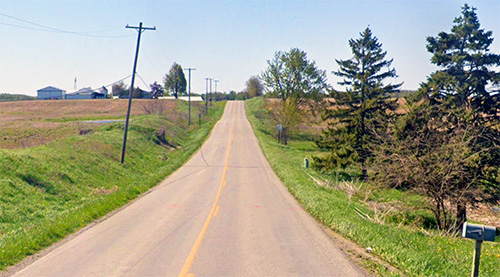 View of Morey Hwy north of Clayton in Lenawee Co, part of the route of the Mackinaw Scenic Shortway